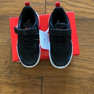 NWT Kids Puma shoes
